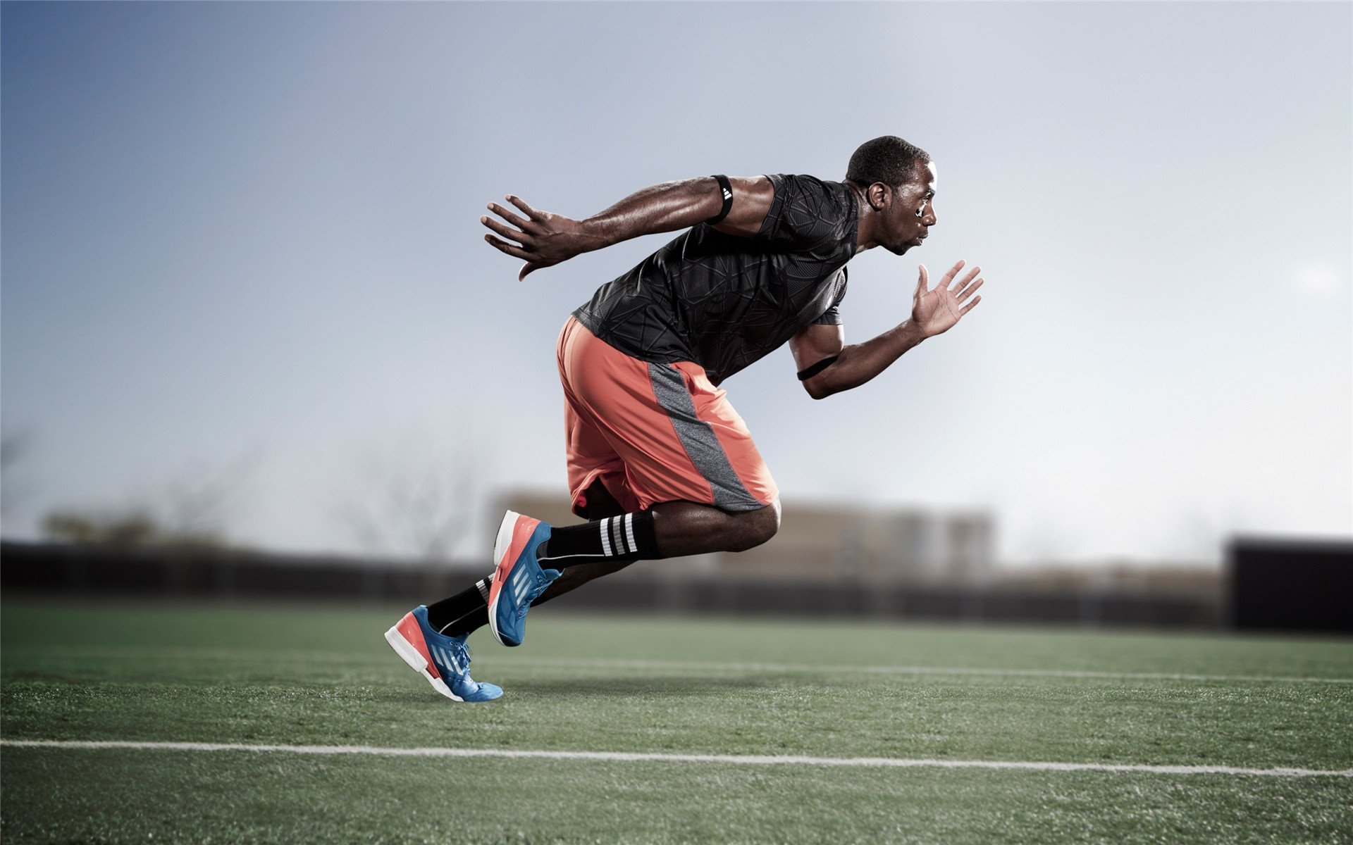 “彼得森在南非羚羊队中的突出贡献,展示强大实力”